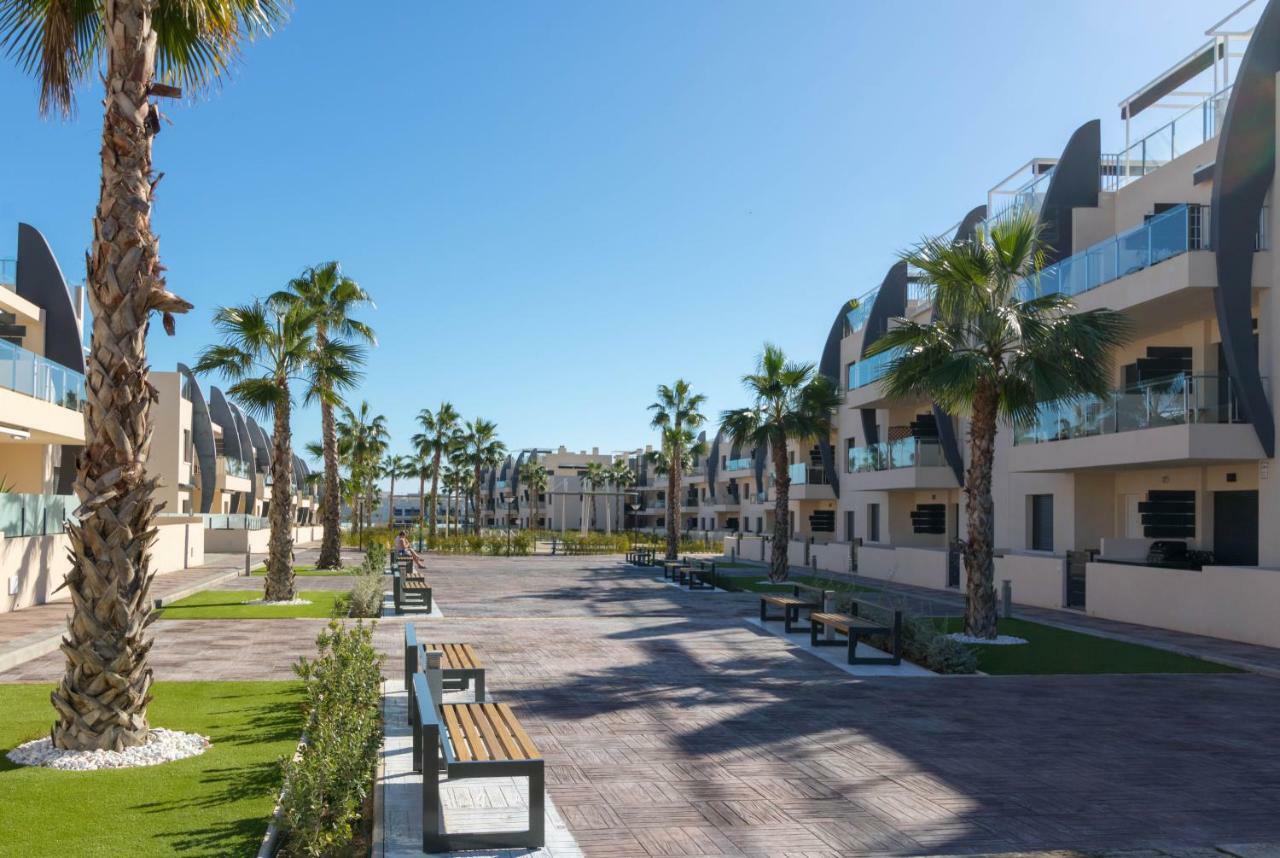 Playa Elisa Bay - Mil Palmeras Pilar de la Horadada Exterior photo